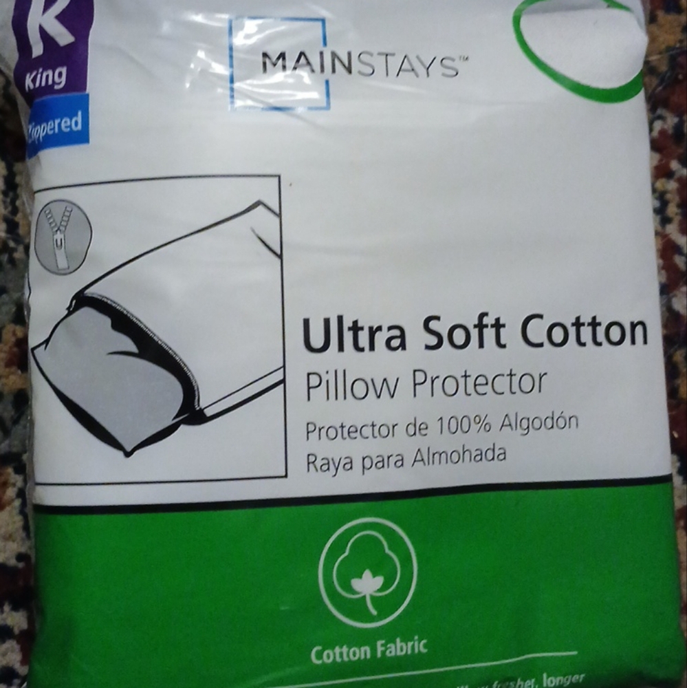 Zippered Pillow Protectors 2ct.